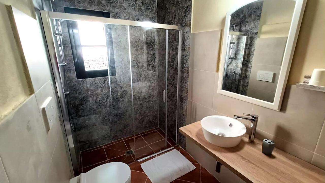 בית הארחה Terricciola 	Borgo Fajani מראה חיצוני תמונה